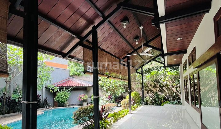 Affordable Ready-to-Occupy House on Benda Street Kemang, Strategic Location 2