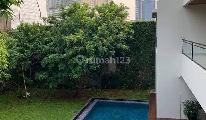 Rumah Baru Mewah Dekat Senayan City Kebayoran Baru  2