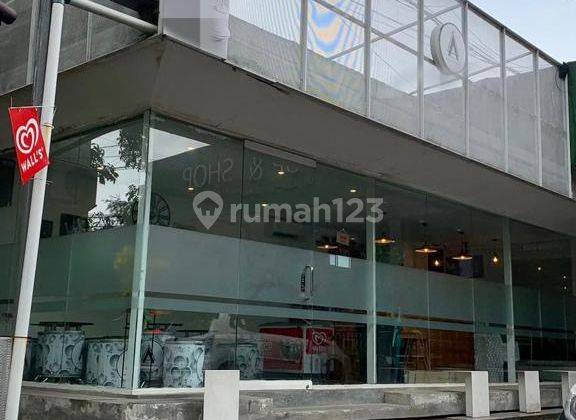 Ruang Usaha Lokasi Premium di Pusat Wisata 1