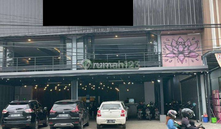 Cafe 2 Lantai di Mainroad Bandung Selatan