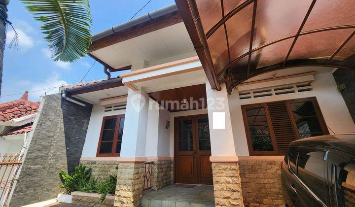 Rumah Cantik Terawat di Gegerkalong Bandung Utara 1