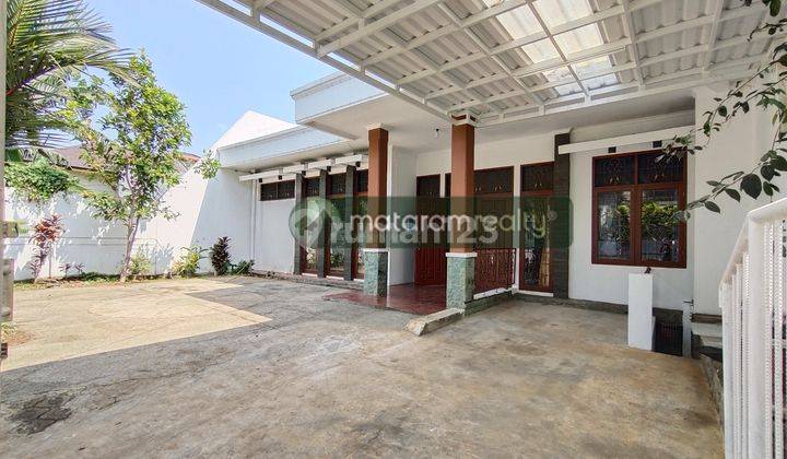 Sewa Rumah Besar Murah Full Furnished di Bandung Utara 2