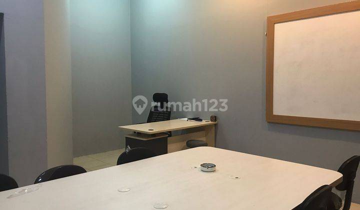 Sewa Kantor Furnished di Tegah Kota dekat Gedung Sate