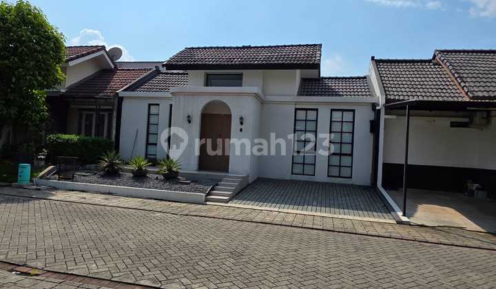 Rumah Full Furnished Mewah di KBP