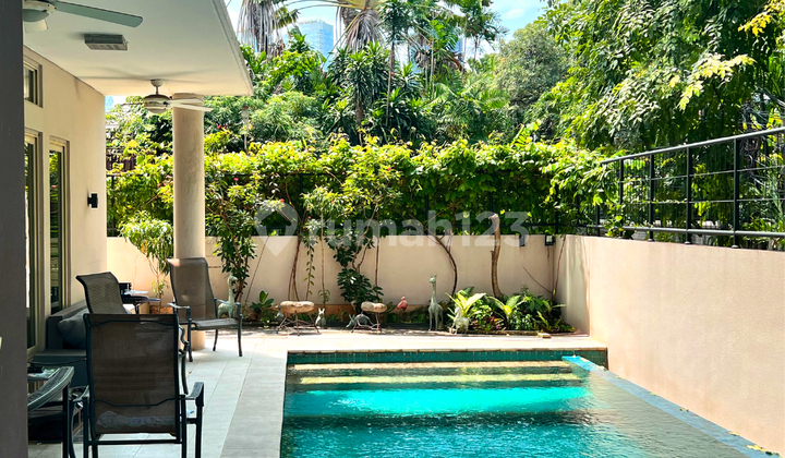 Good Rental House in Senopati Widya Chandra, suitable for a silent office or residence, South Jakarta Good Rental House in Senopati Widya Chandra, suitable for a silent office or residence, South Jakarta