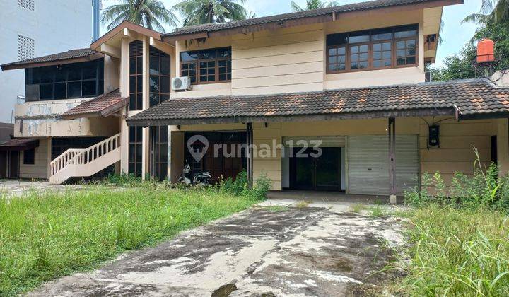 Rumah Butuh Renovasi di Simprug Golf Iii, Jakarta Selatan 1