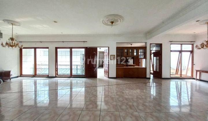 Semi Furnished SHM Panglima Polim, Jakarta Selatan Rumah Kontrakan 1