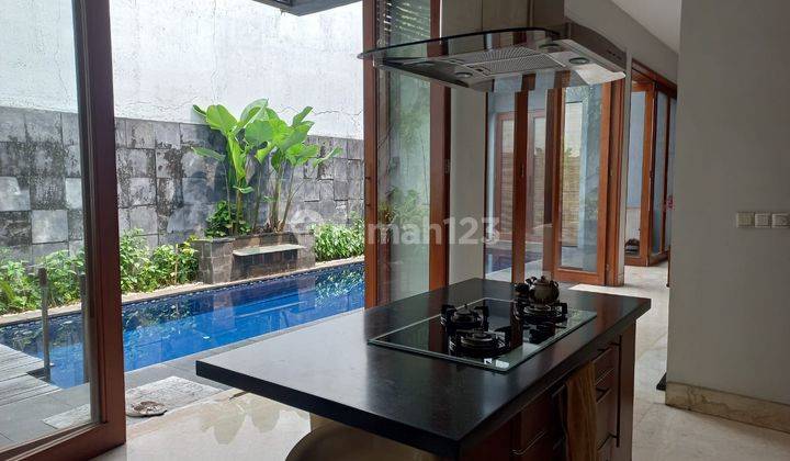 Rumah Kontrakan Bagus Ada Swimmingpool di Jl Cipaku, Jakarta Selatan 1