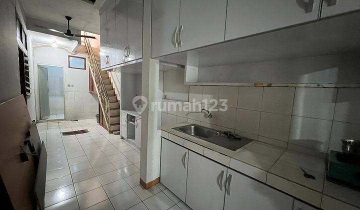 Rumah Kontrakan Bagus Unfurnished Jl Ciasem Senopati, Jakarta Selatan 2
