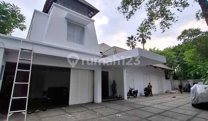 Good Semi Furnished Rental in Kemang Dalam, South Jakarta Good Semi Furnished Rental in Kemang Dalam, South Jakarta