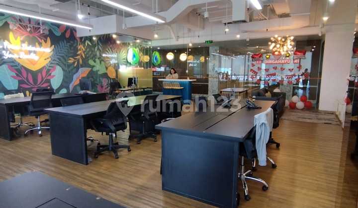 Middle floor of Prosperity Tower 133 m2 Senopati, South Jakarta Middle floor of Prosperity Tower 133 m2 Senopati, South Jakarta