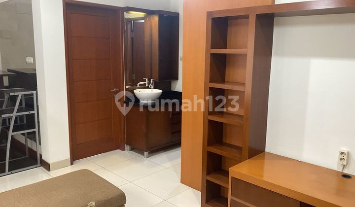 Rumah Tinggal Furnished Dekat MRT Cipete 2