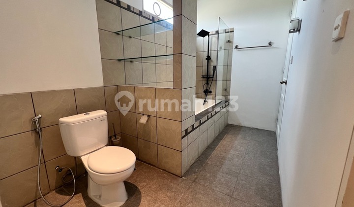 Rumah Kontrakan Bagus Senopati Widya Chandra cocok untuk silent office ato rumah tinggal, Jakarta Selatan 2