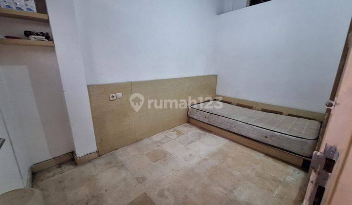 Blok M, Jakarta Selatan SHM Semi Furnished Terenovasi Kontrakan Rumah 2