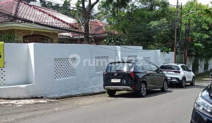 Rumah Besar bisa untuk Kantor Jeruk Purut Cilandak 2