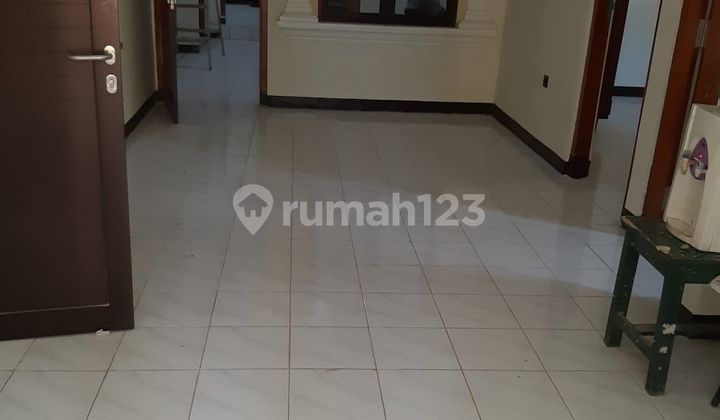 Rumah Kontrakan Bagus Jl Dempo untuk tempat tinggal ato kantor Kebayoran Baru, Jakarta Selatan 2