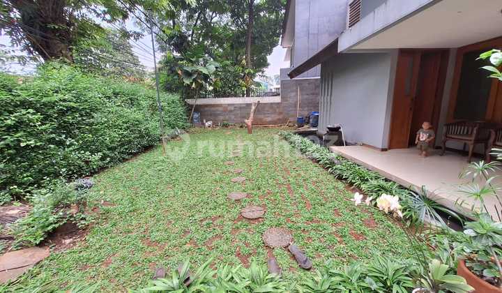 Nice Cisanggiri Senopati Rental House, South Jakarta