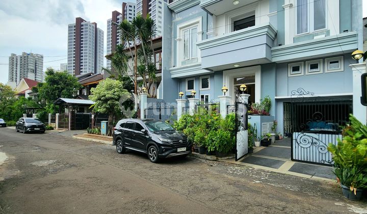Rumah Mewah Design Modern Dlm Komplek di Gandaria.kebayoran Baru