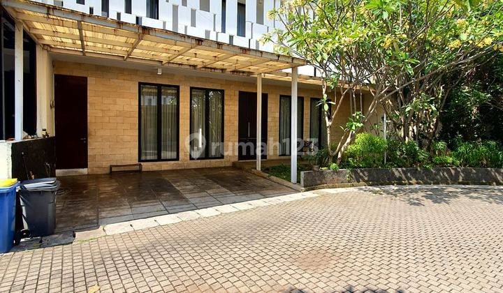 Rumah cantik private pool dalam town house di pejaten 2