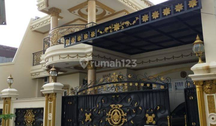 Rumah cantik lokasi strategis di belakang kokas  1
