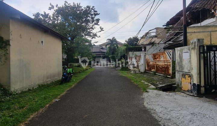 Rumah lama hitung tanah dalam komplek.bwh NJOP di kapten tendean 4