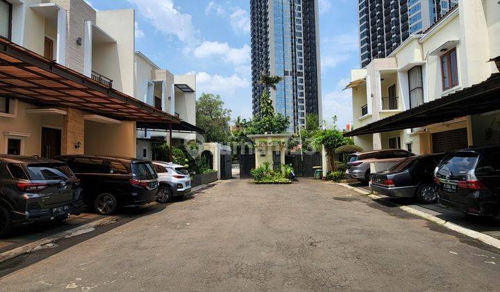 Rumah cantik dalam cluster di sebrang citos cilandak 2