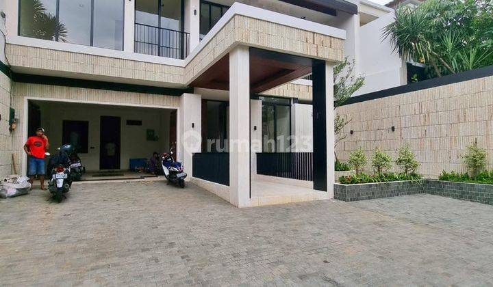 Rumah baru siap huni design mewah di kemang 2