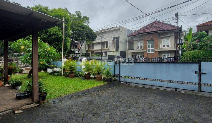 Rumah lama terawat siap huni di kebayoran baru dkt scbd 2