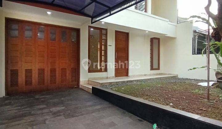 Rumah modern terawat dalam komplek dkt mrt di lebak bulus 2