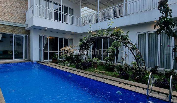 Rumah mewah design modern fully furnished siap huni di iCirendeu  1