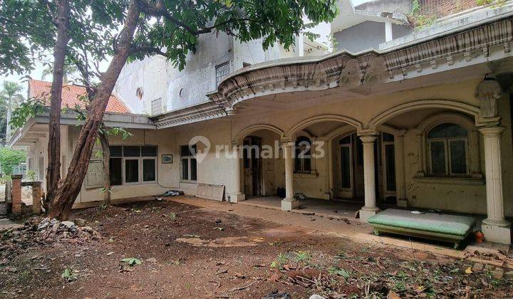 Rumah lama hitung tanah siap bangun prime area di Menteng  1