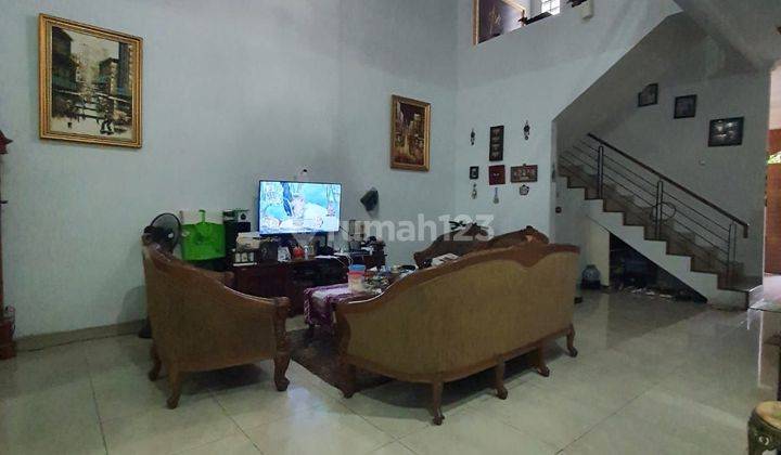 Rumah modern terawat siap huni dlm komplek di senayan 2