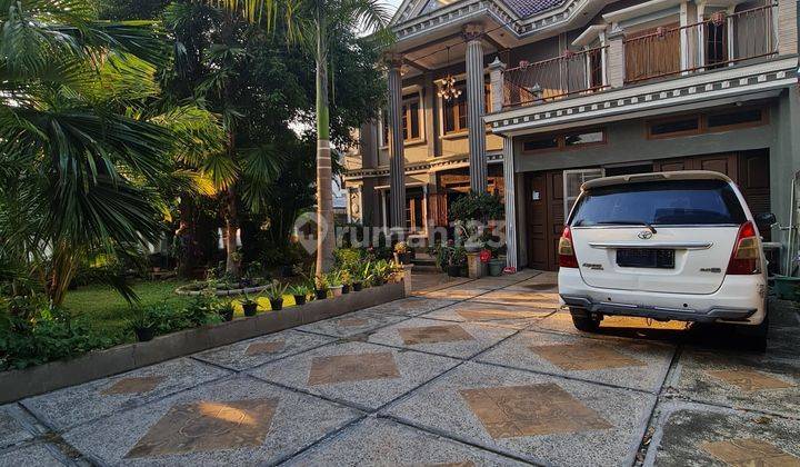 Rumah Mewah Halaman,luas Terawat di Ateri Pondok Indah Gandaria 1