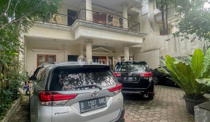 Rumah tinggal dan kost terisi full siap huni di Kebayoran baru 1