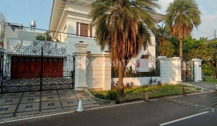 Rumah mewah siap huni jalan lebar lokasi prime di Pondok indah 1