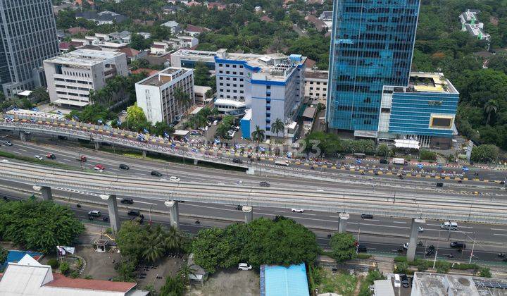 Lahan komersil siap bangun harga dkt NJOP di Gatot subroto 1