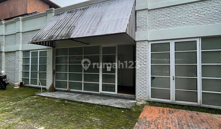 Rumah lama hitung tanah prime area di brawijaya kebayoran baru 2