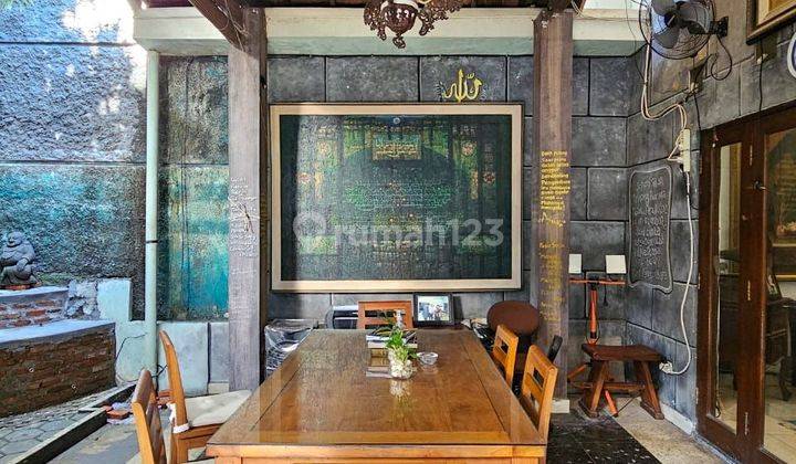 Rumah asri jalan lebar dkt bukit golf di Pondok indah 2