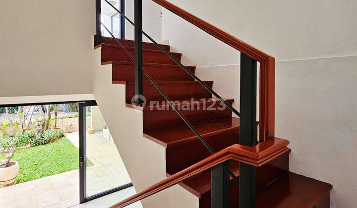 Rumah modern design modern siap huni dkt mrt di Lebak bulus 2