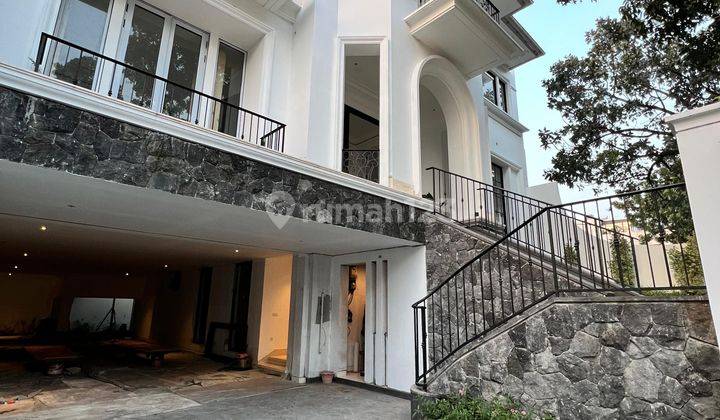 Brand New Luxurious House Di Kebayoran Baru 1