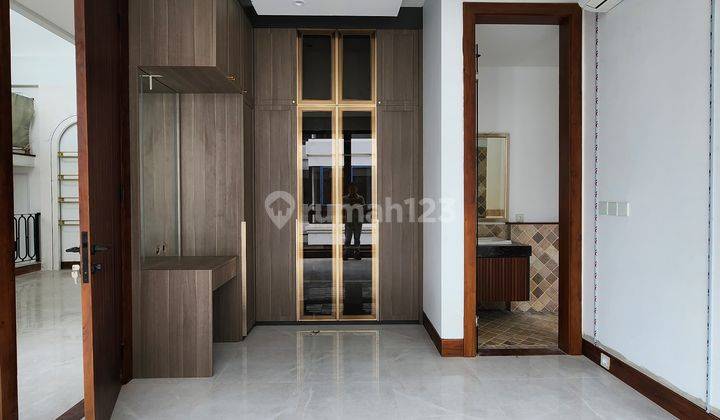 Brand new house design modern dlm town house di Lebak bulus 2