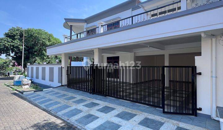 Rumah baru renov private pool dlm komplek elit.dicinere lbk bulus 1