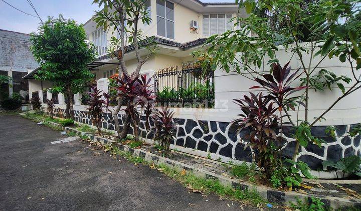 Rumah modern terawat siap huni dlm komplek di Pondok labu area 2