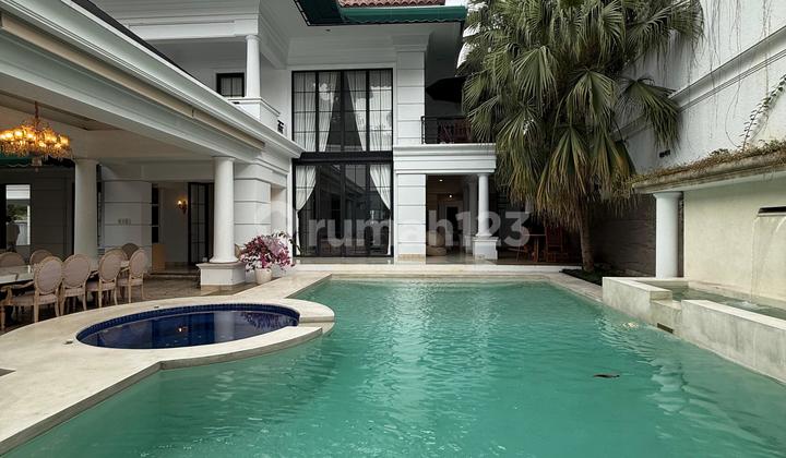 Rumah Mewah Design Classik Modern Full Furnished.dipejaten.kemang