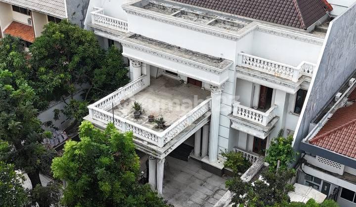 Rumah Classik Prime.area Strategis Harga Menarik di Area Salemba