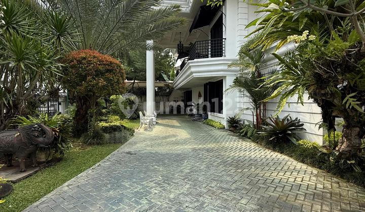 Rumah Mewah Terawat Siap Huni Lingkungan Elit.di Kemang.ampera