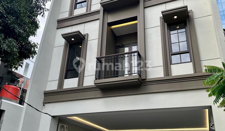 Exclusive Kost Fully Furnished New Building in Senen Area 1