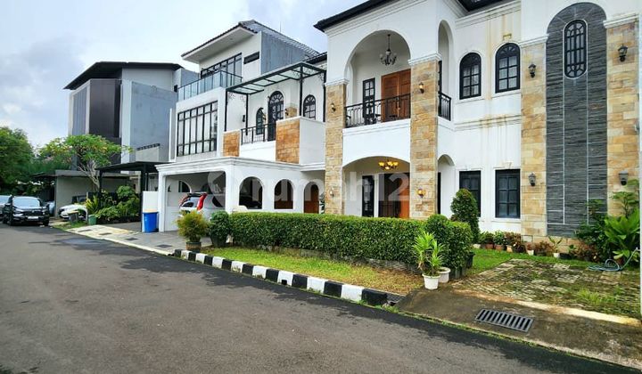 Luxurious Well-Maintained Move-In Ready House in a Large Complex in Lebak Bulus