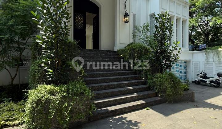 Brand New Luxury House American Classik At Menteng