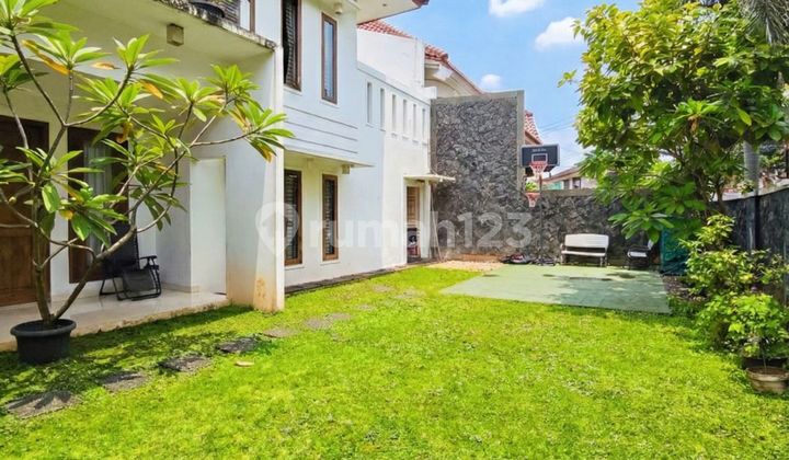 Rumah Modern Terawat Siap Huni Dlm Komp di Bintaro Sek 1 Jaksel